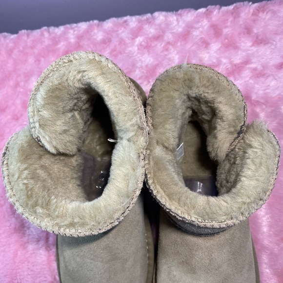 EBV Australia Shearling Boots - Picture 11 of 13